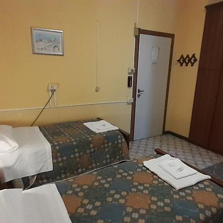Albergo Da Peppino Poggio Mirteto ภายนอก รูปภาพ