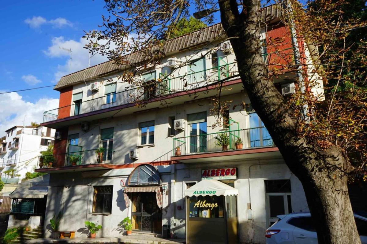 Albergo Da Peppino Poggio Mirteto ภายนอก รูปภาพ