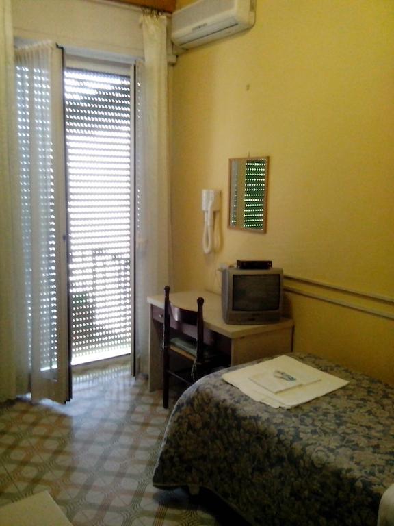 Albergo Da Peppino Poggio Mirteto ห้อง รูปภาพ